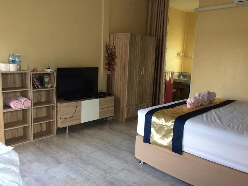 Nadee Resort Udon Thani Extérieur photo